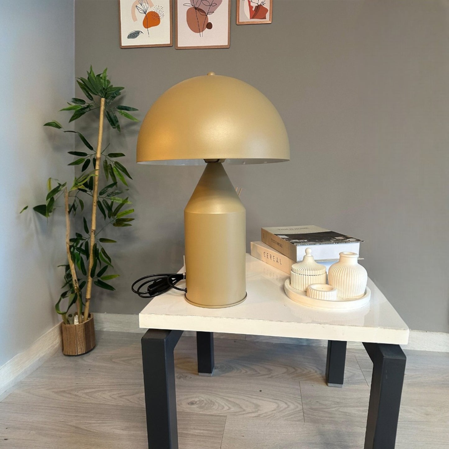 Pilz Tischlampe Metall
