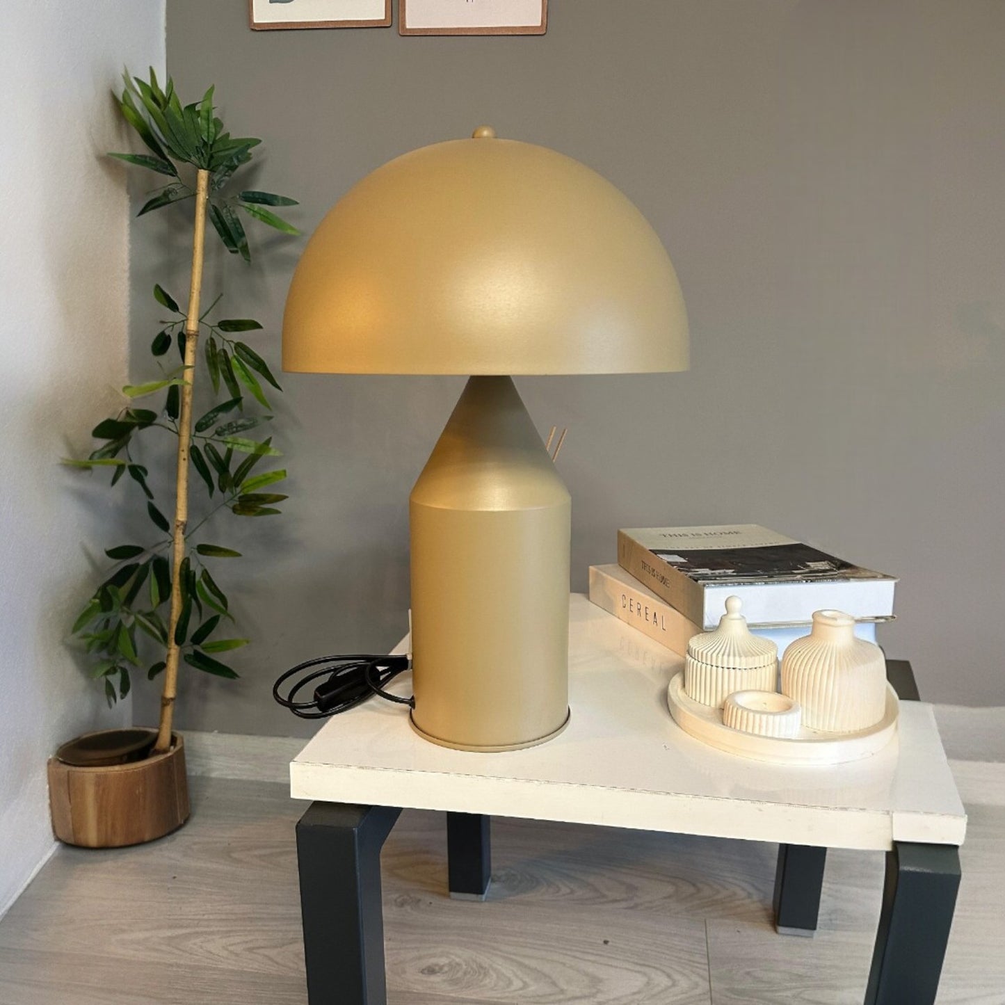 Pilz Tischlampe Metall