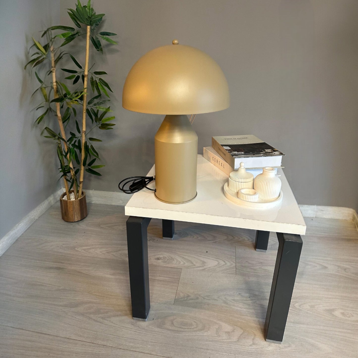 Pilz Tischlampe Metall