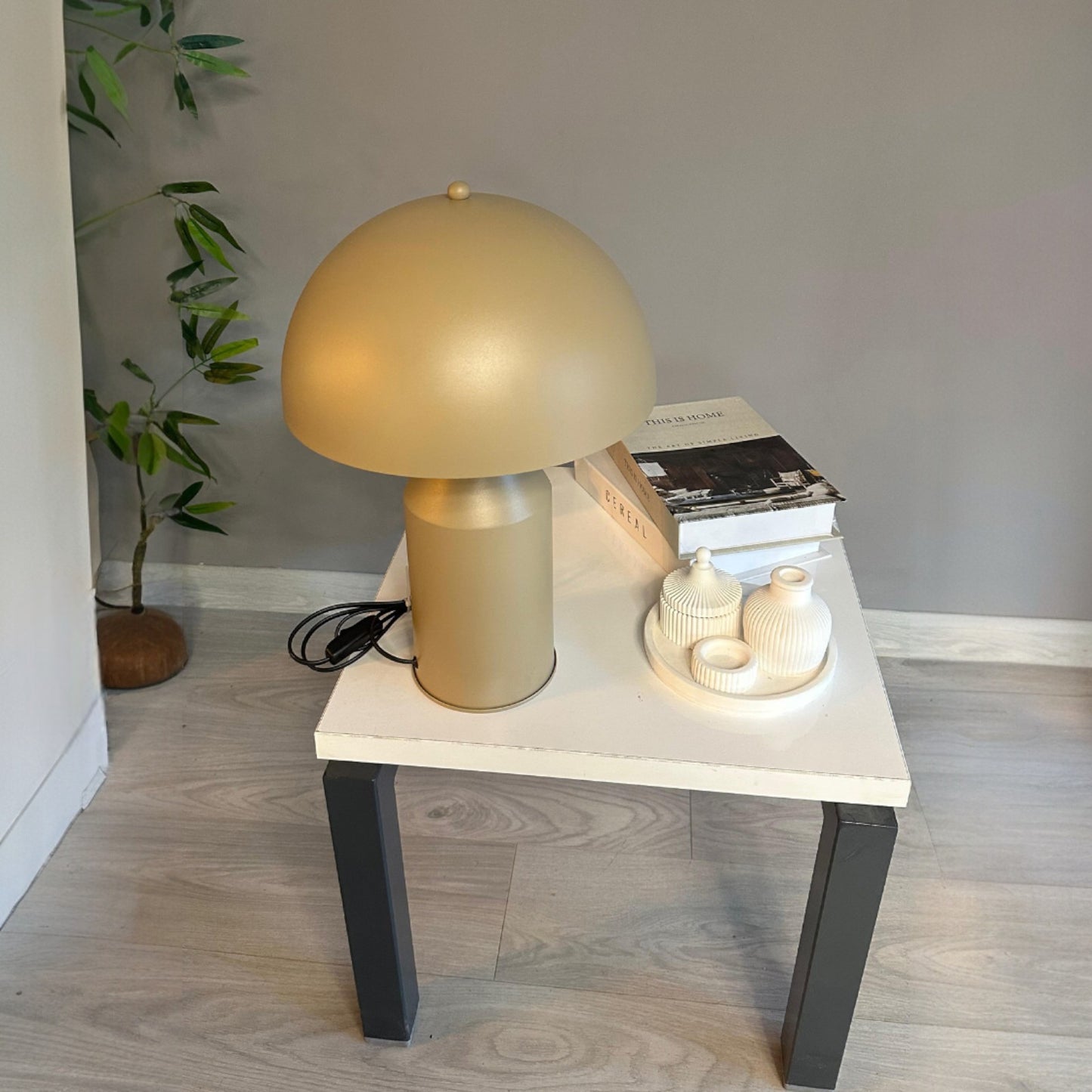Pilz Tischlampe Metall