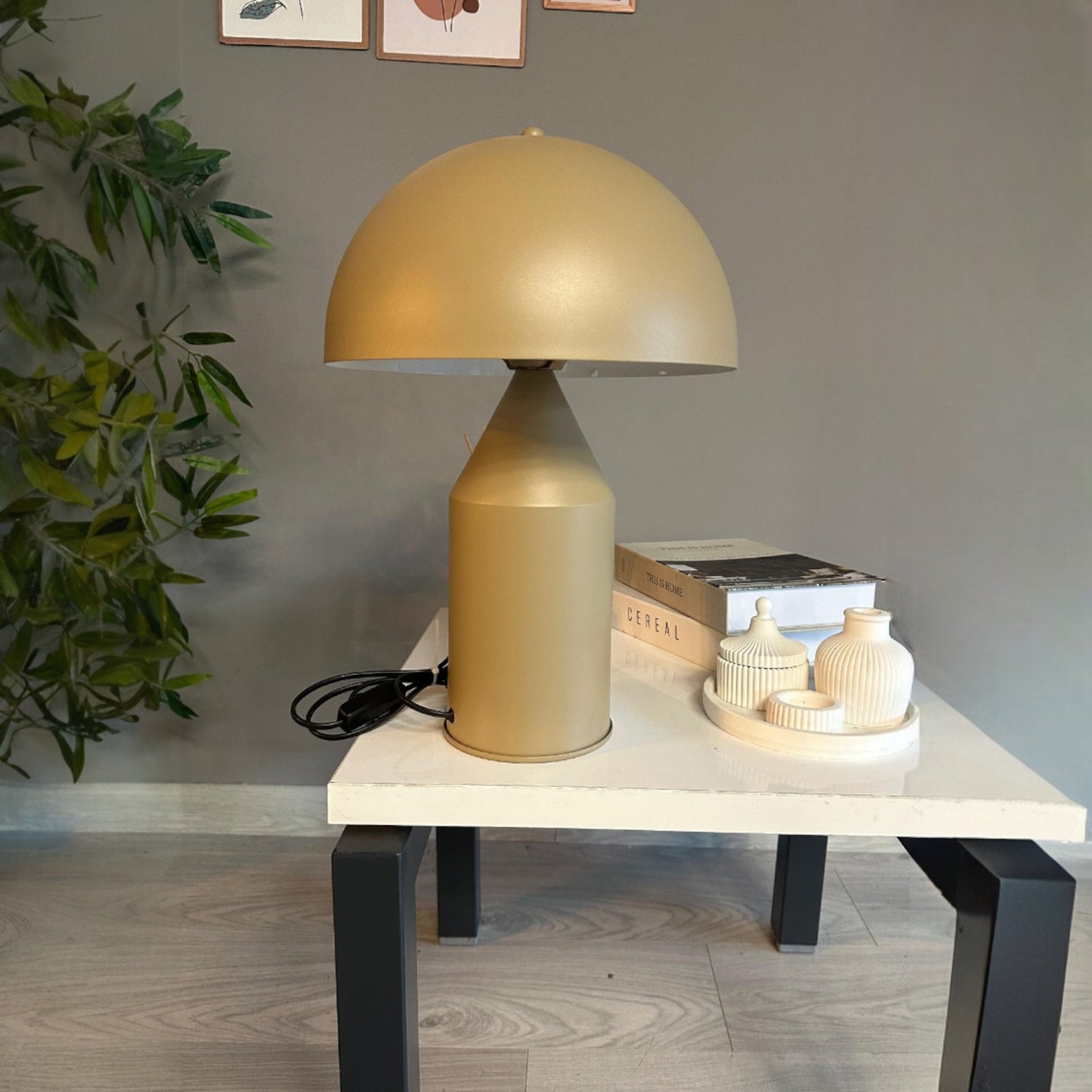 Pilz Tischlampe Metall