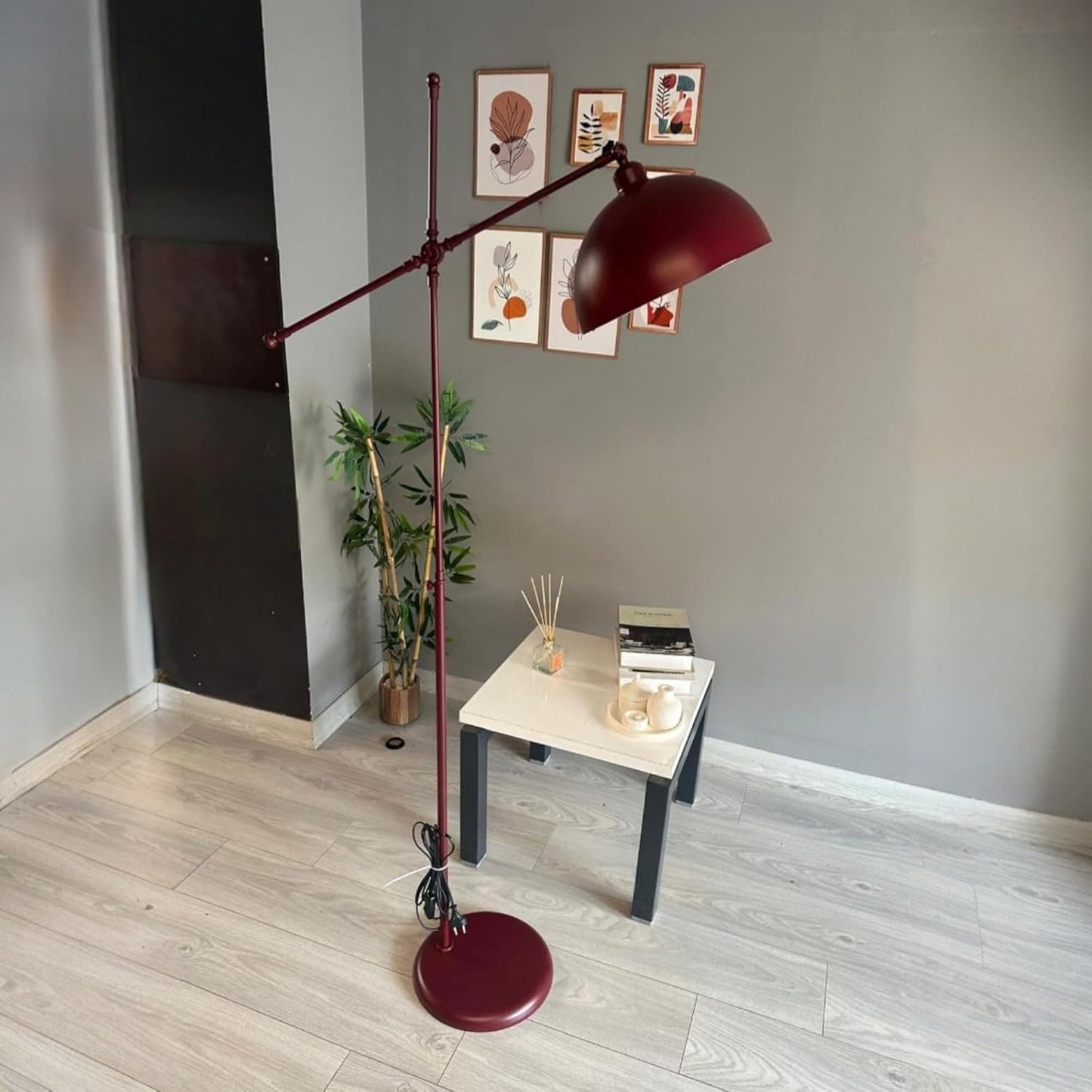 Gorkiede Moderne Stehleuchte