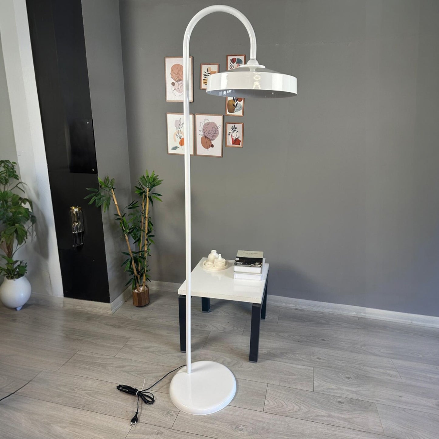 Stehlampe Cirva Bewegender Ufo Kopf Moderne Dekorative Metall Stehlampe