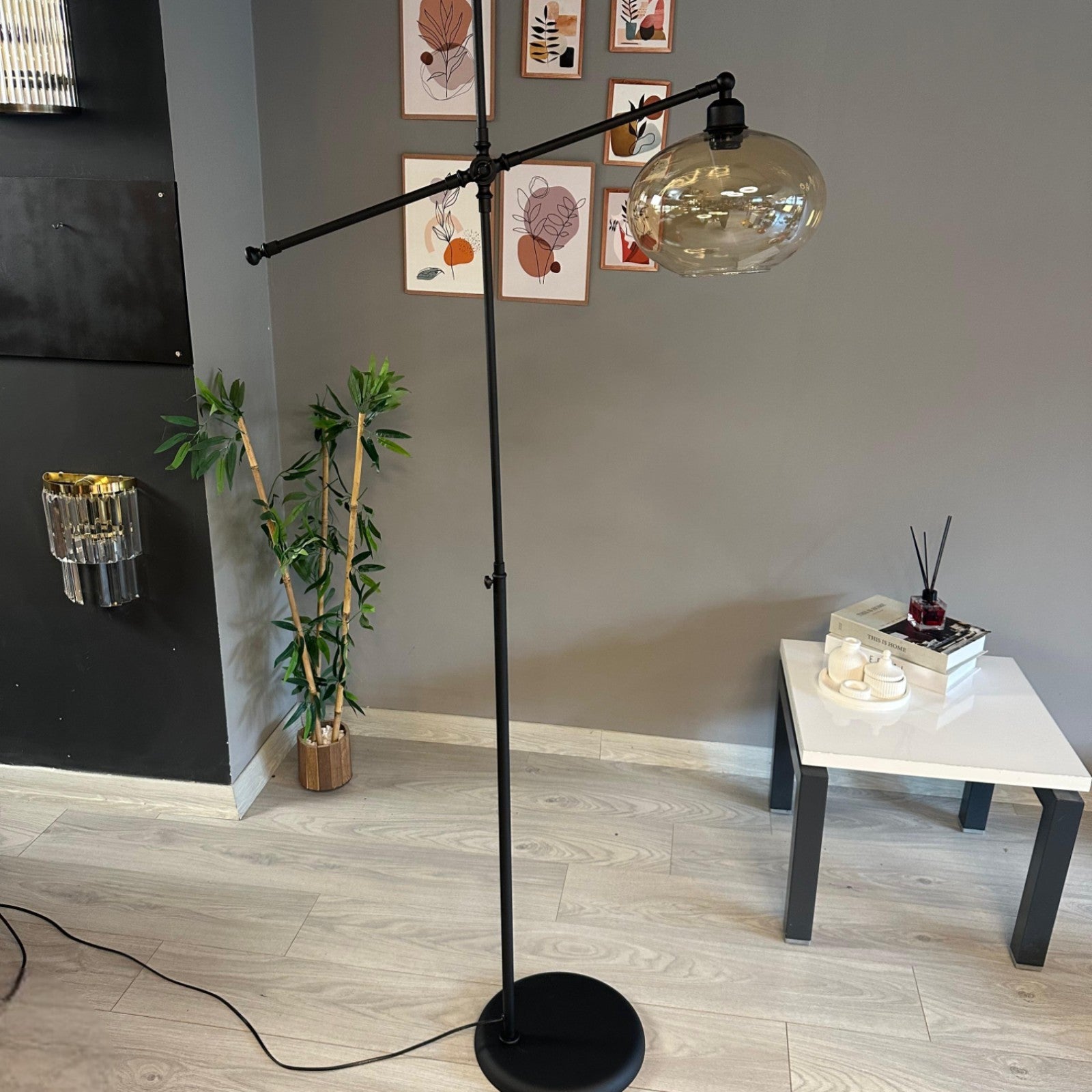 Tumbled Veyron Moving Head Moderne dekorative Metall Stehleuchte