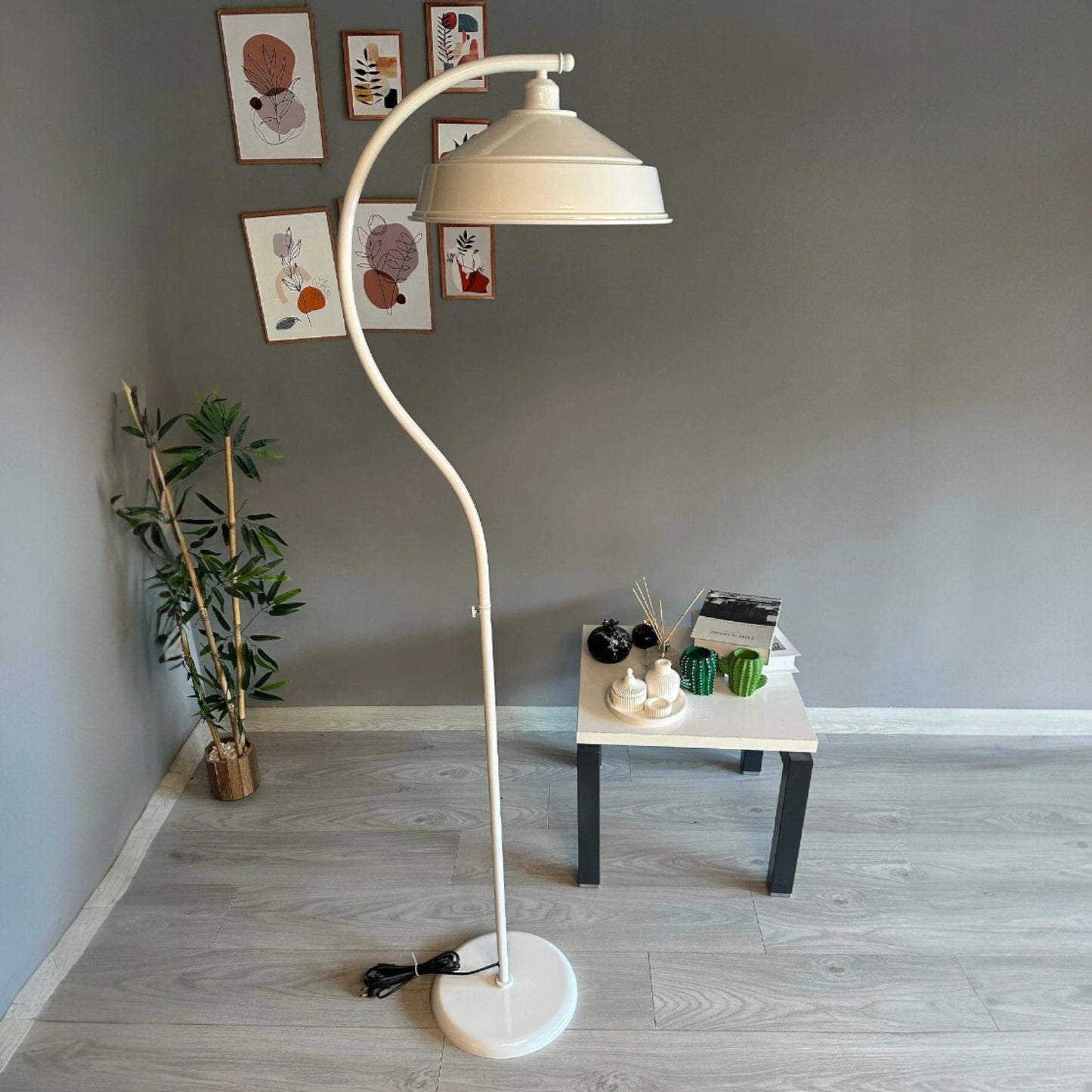 Stehlampe Svelan Schatten Ufo Kopf Moderne Dekorative Metall Stehlampe