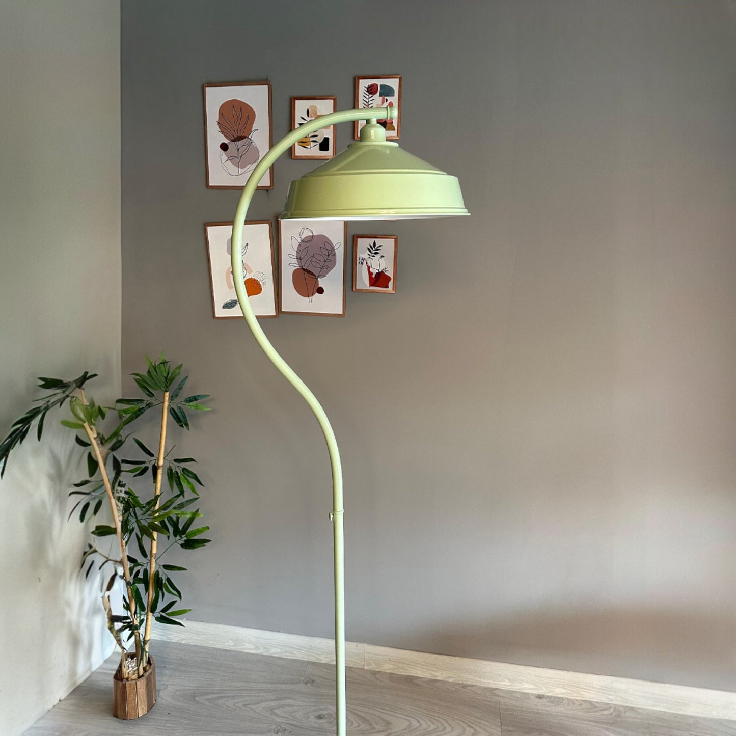 Stehlampe Svelan Bewegender Ufo Kopf Moderne Dekorative Metall Stehlampe