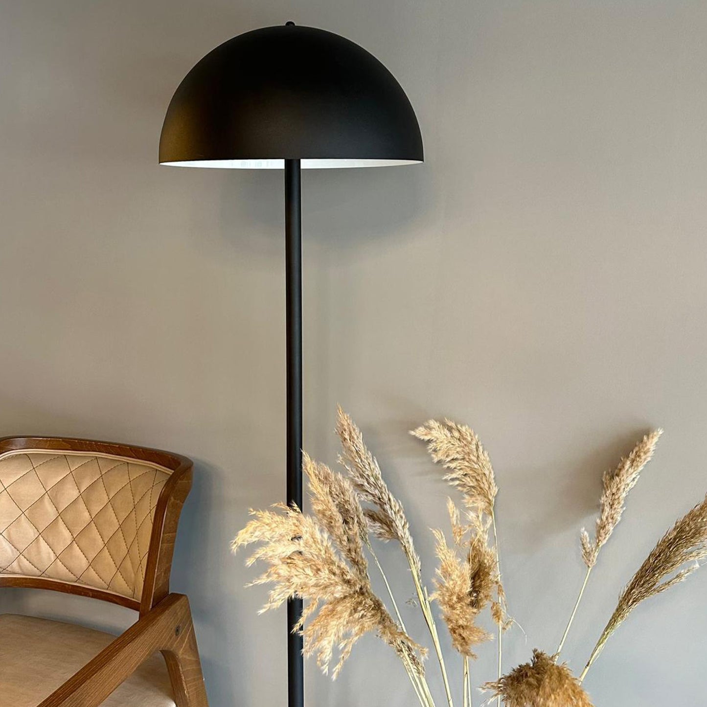 Stehlampe Moderne Stehlampe aus Metall mit E27, verstellbarer Lampenschirm