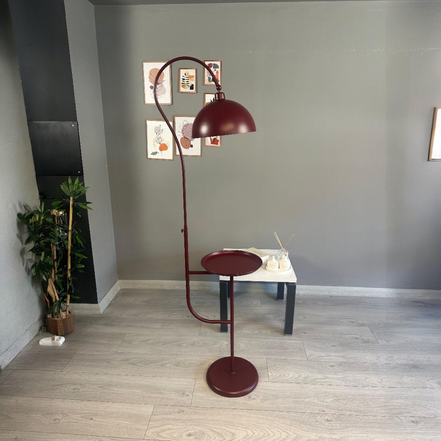 Stehlampe Liora Bewegender Ufo Kopf Moderne Dekorative Metall Stehlampe