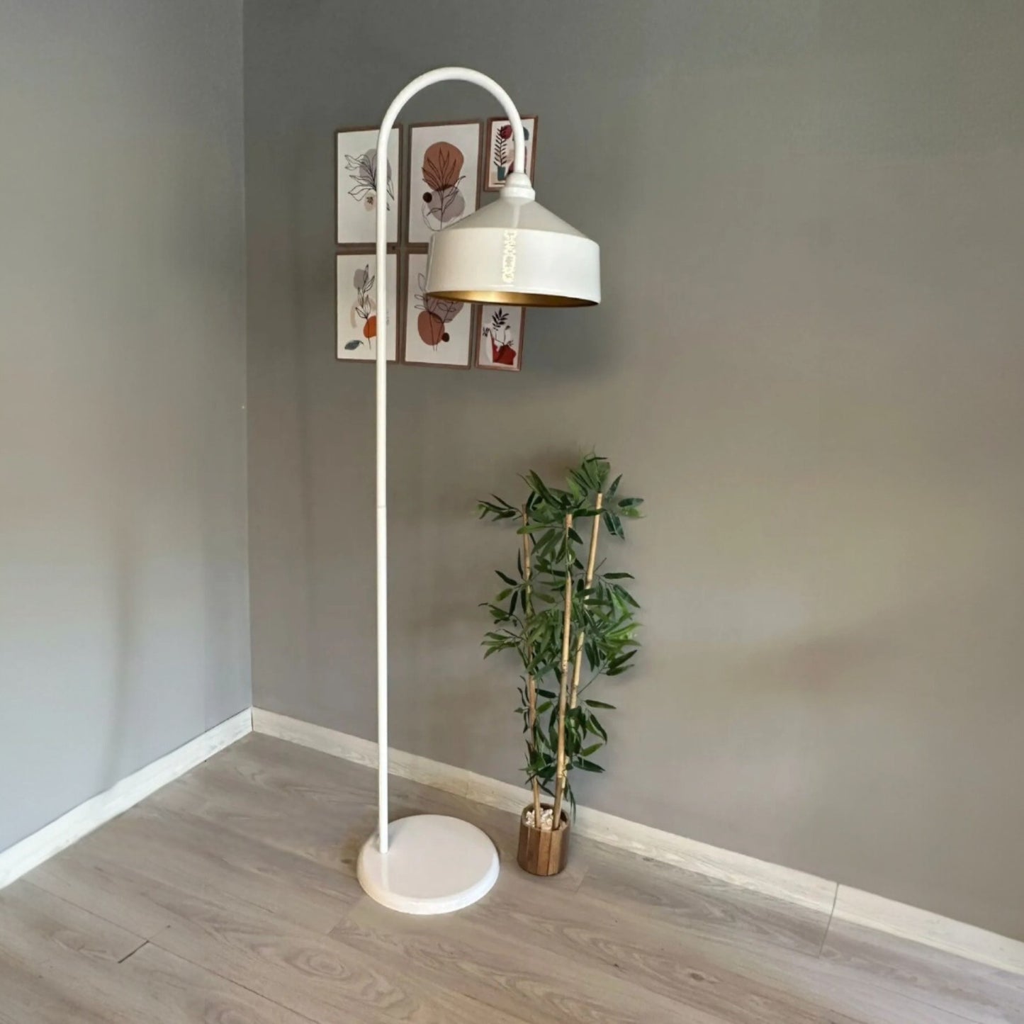 Stehlampe Arvel Bewegender Ufo Kopf Moderne Dekorative Metall Stehlampe