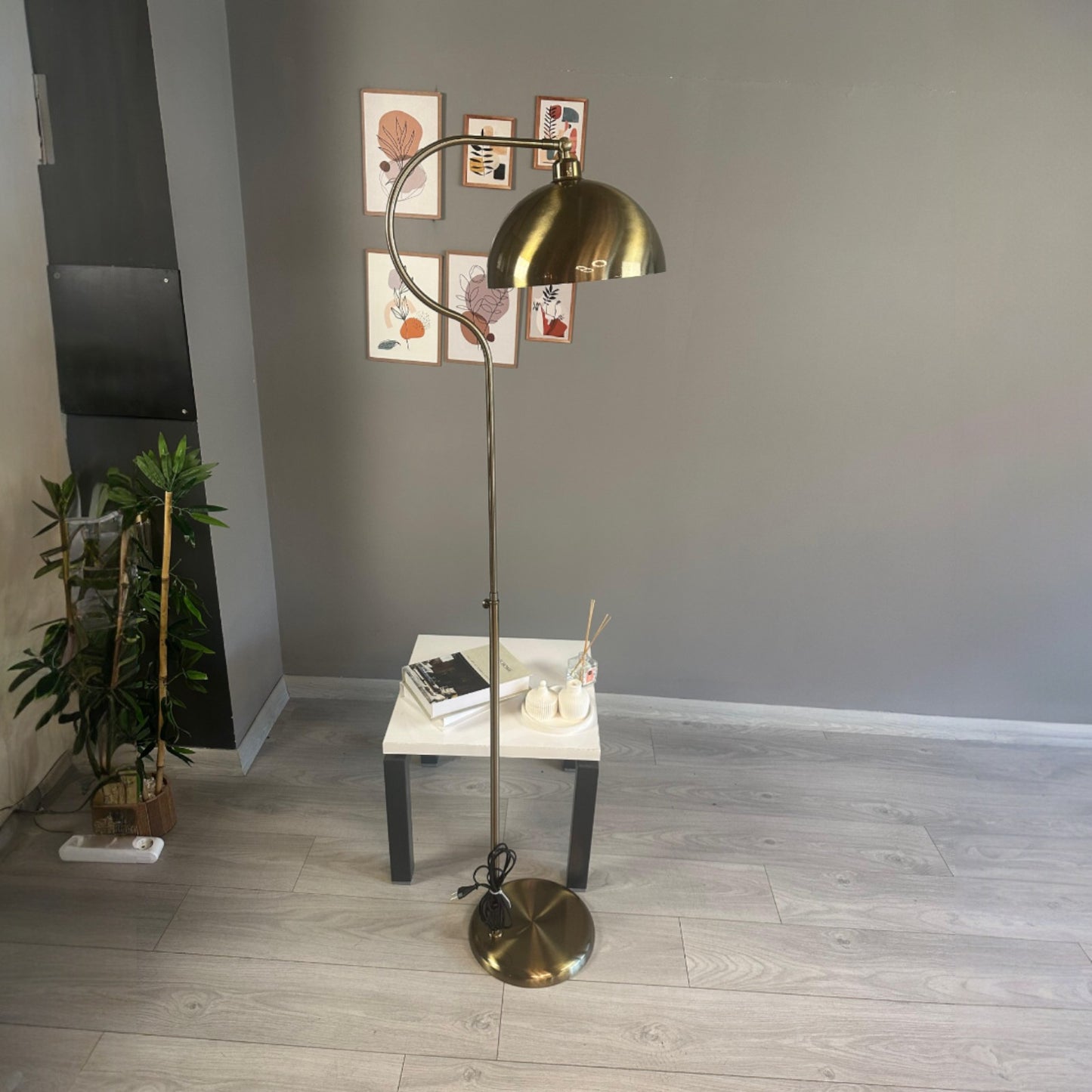 Stehlampe Arel Schatten Ufo Kopf Moderne Dekorative Metall Stehlampe