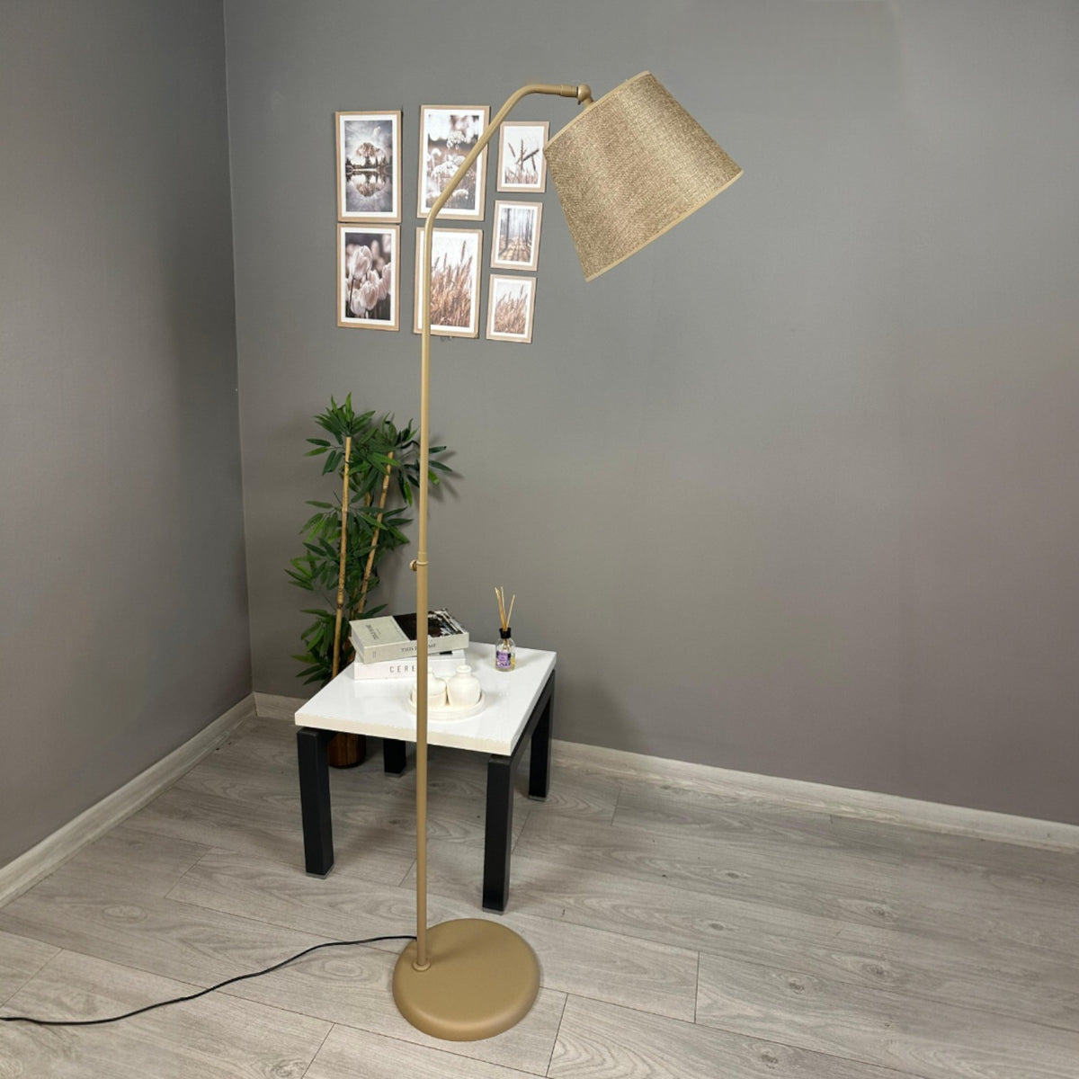 Stehlampe Cotella Bewegender Ufo Kopf Moderne Dekorative Metall Stehlampe