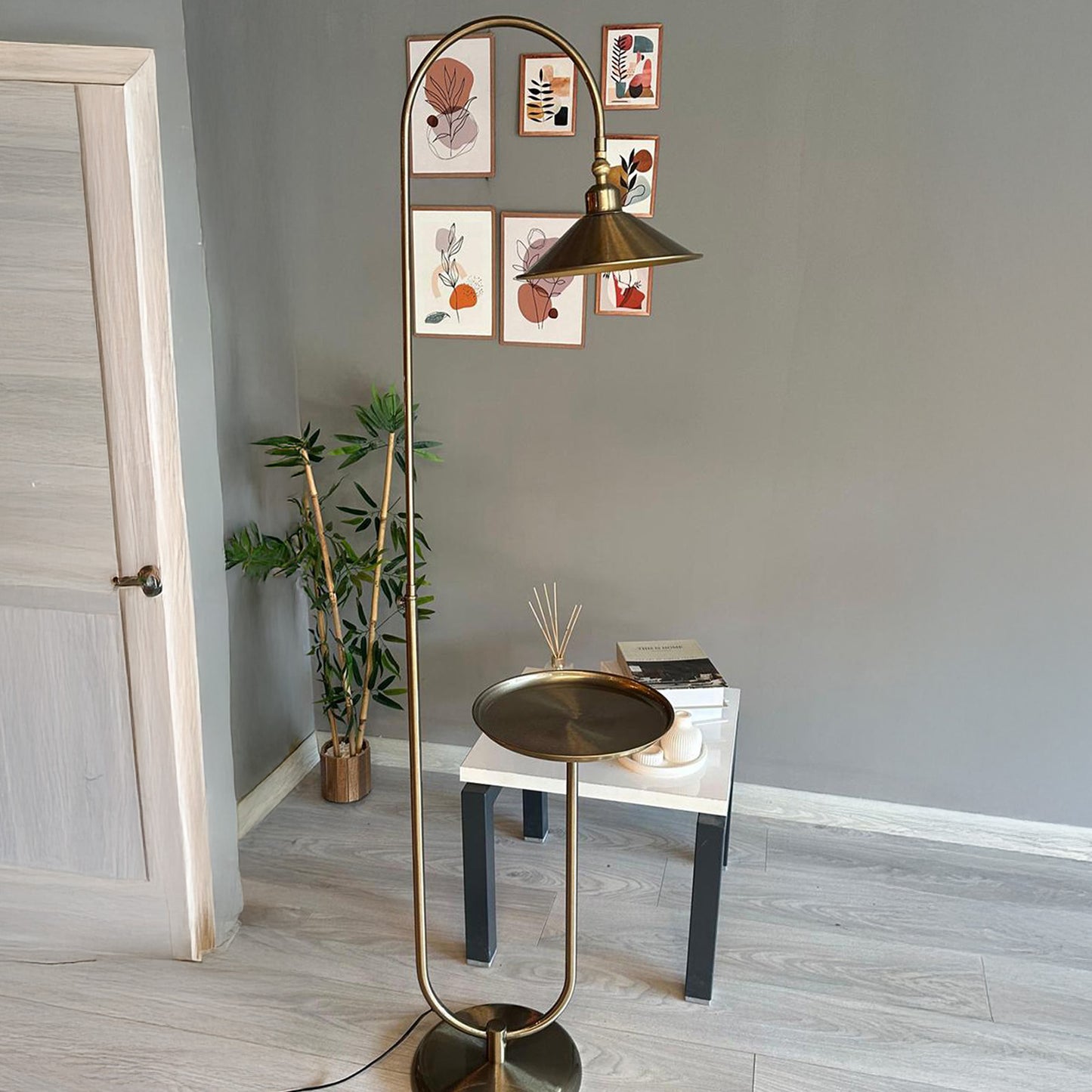 Stehlampe Tumbled U Couchtisch Moving Head Moderne Stehleuchte